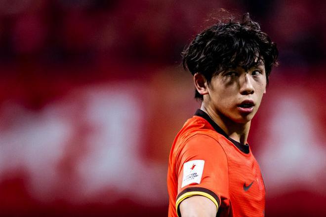 劉誠宇18歲，連續(xù)兩場失國足名單，仍需等機(jī)會。